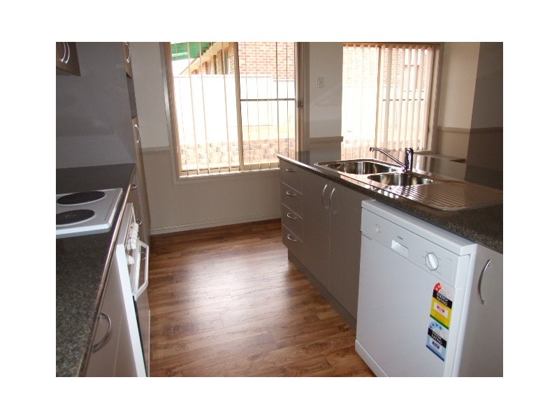 23 Park Street, Parkes NSW 2870