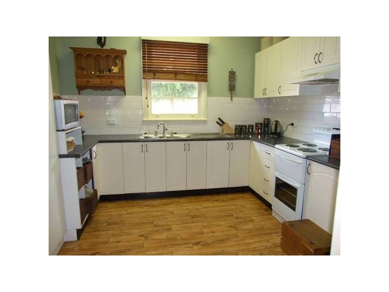 38 Bushman Street, Parkes NSW 2870