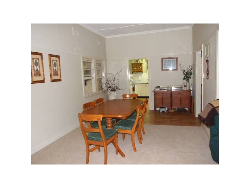 38 Bushman Street, Parkes NSW 2870