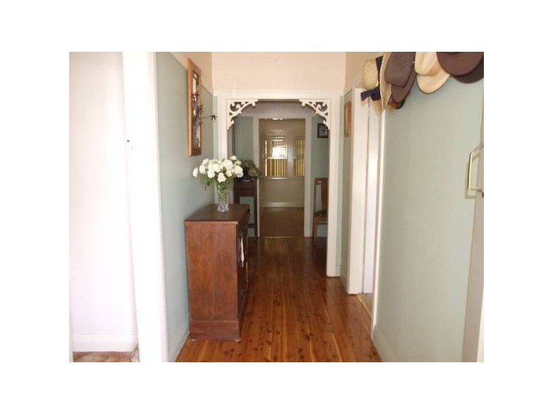 38 Bushman Street, Parkes NSW 2870