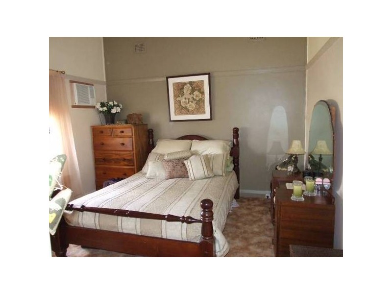 38 Bushman Street, Parkes NSW 2870