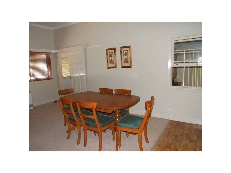 38 Bushman Street, Parkes NSW 2870