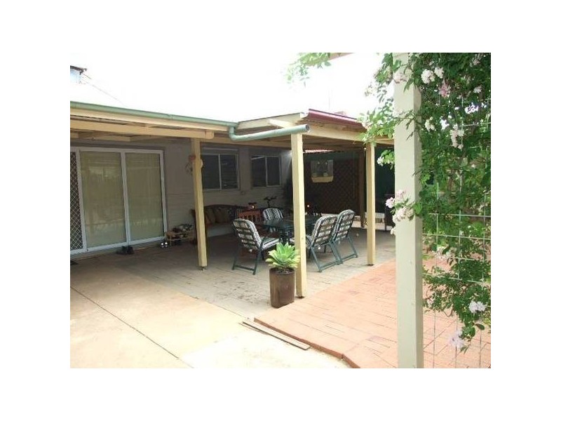 38 Bushman Street, Parkes NSW 2870