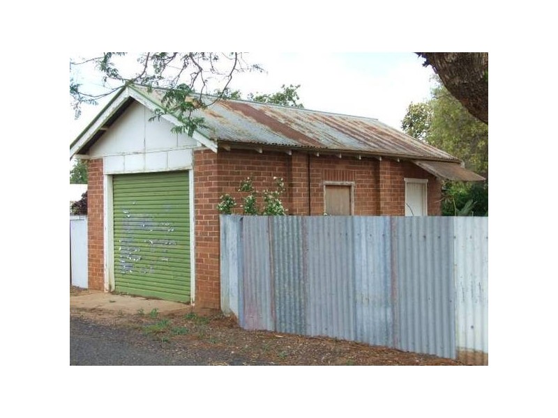 38 Bushman Street, Parkes NSW 2870