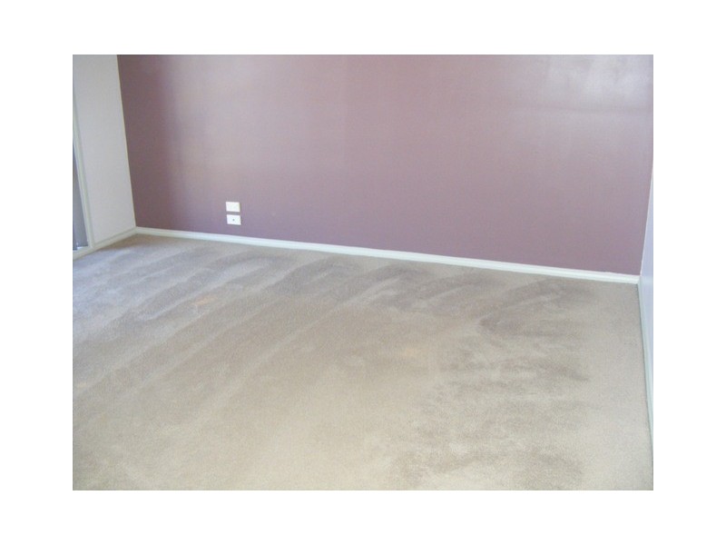 18 Thomas Tom Cres, Parkes NSW 2870