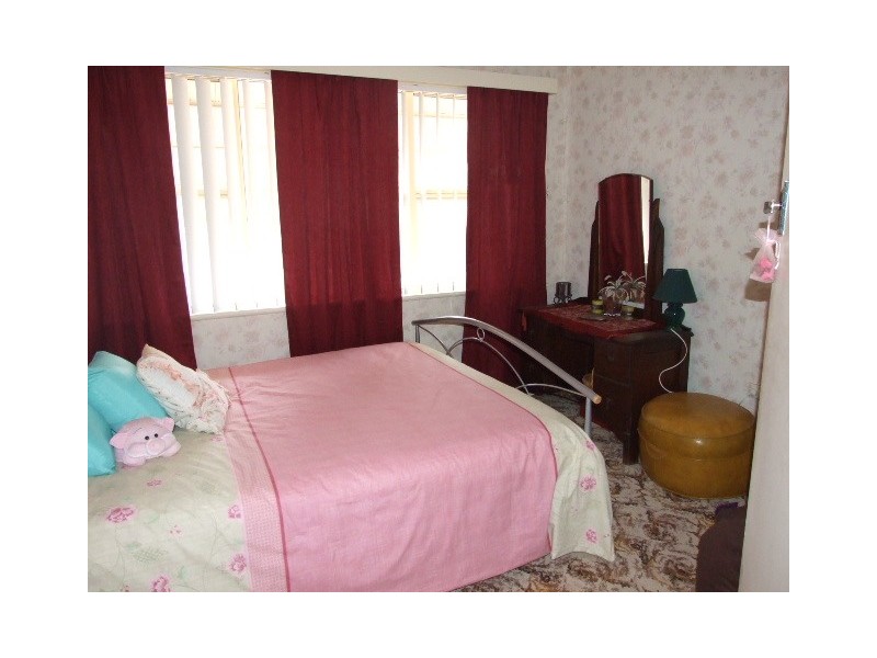 15 Victoria Street, Parkes NSW 2870