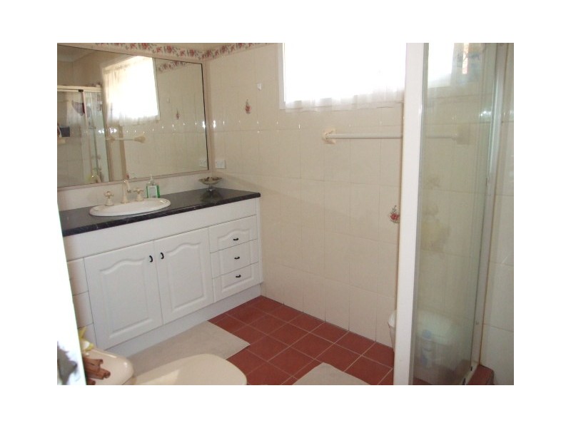11A Coleman Road, Parkes NSW 2870