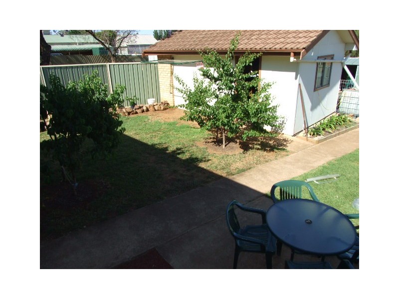 11A Coleman Road, Parkes NSW 2870
