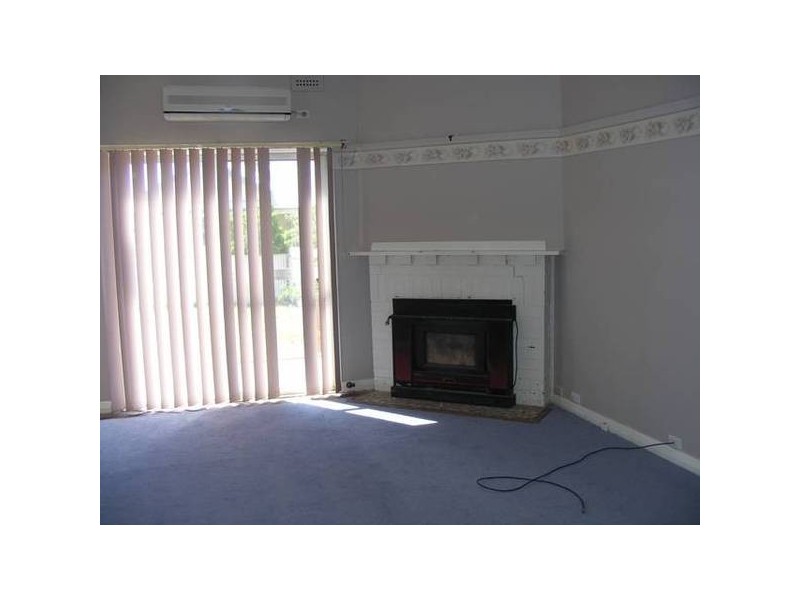 34 May Street, Parkes NSW 2870