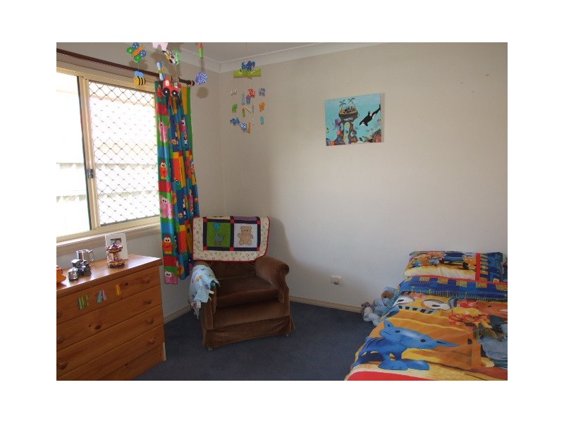 27 Paterson Street, Parkes NSW 2870