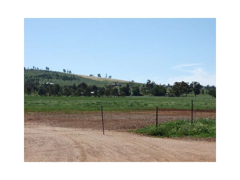 139 Tanks Lane, Parkes NSW 2870