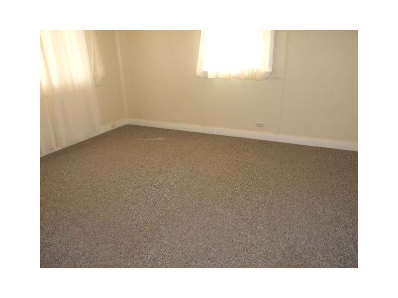21 Jones Street, Parkes NSW 2870