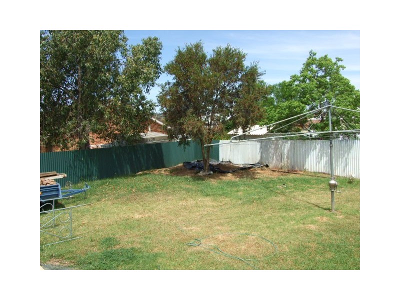 21 Jones Street, Parkes NSW 2870