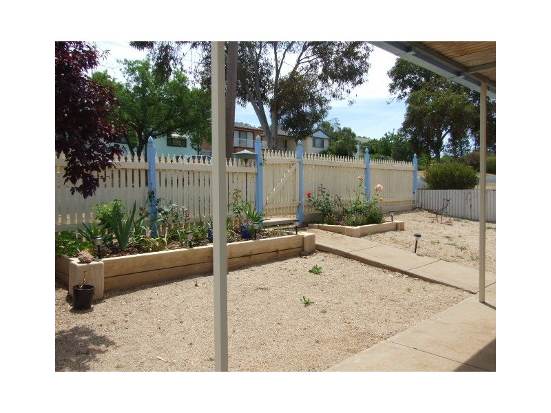 21 Jones Street, Parkes NSW 2870