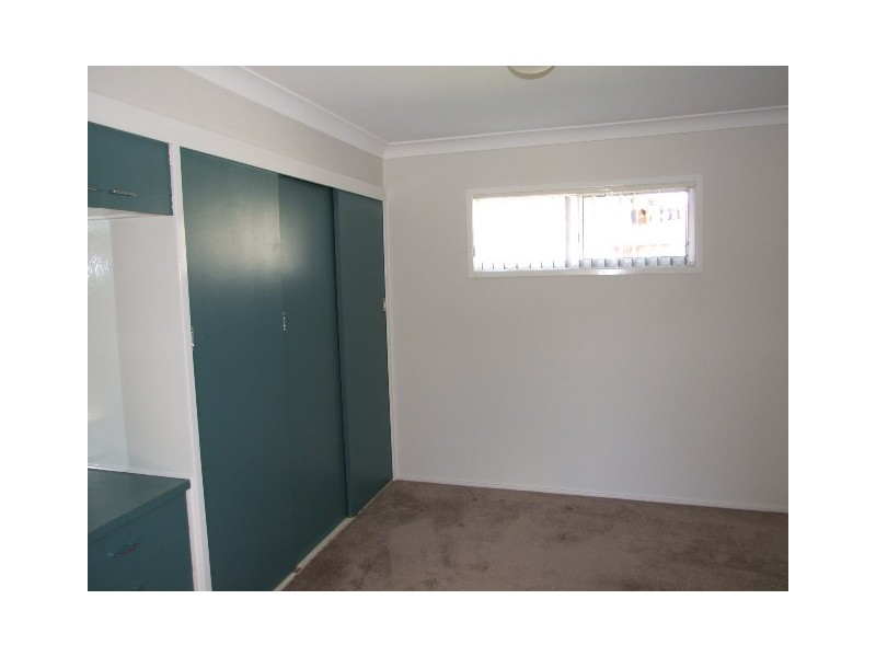 31 Barton Street, Parkes NSW 2870