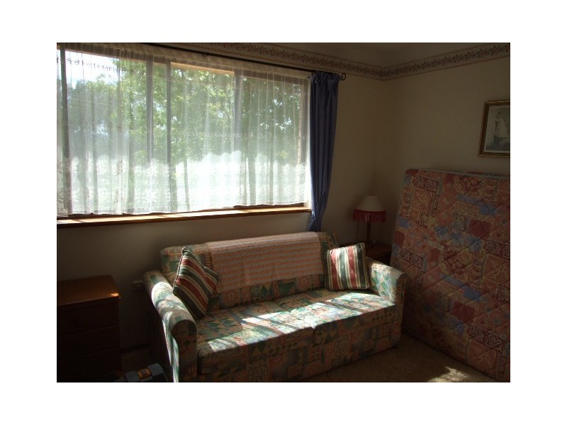 17 Bowler Street, Eugowra NSW 2806