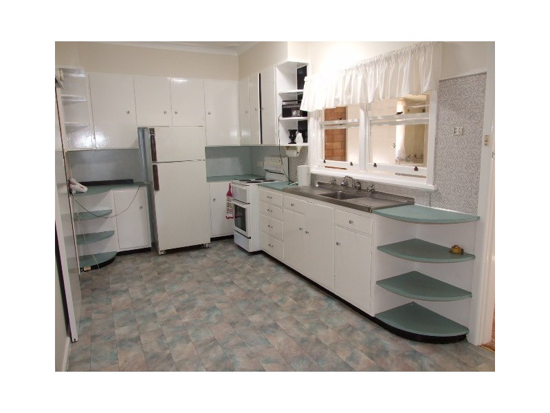 65 Bogan Street, Parkes NSW 2870