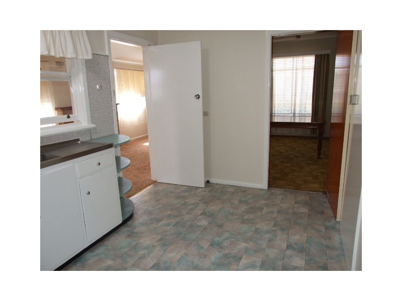 65 Bogan Street, Parkes NSW 2870