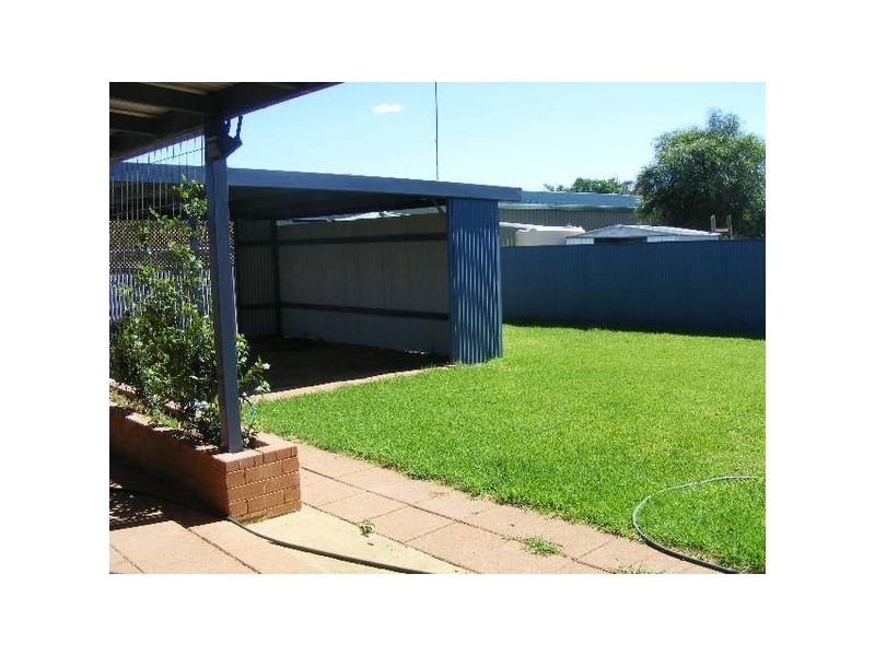 116 Currajong Street, Parkes NSW 2870