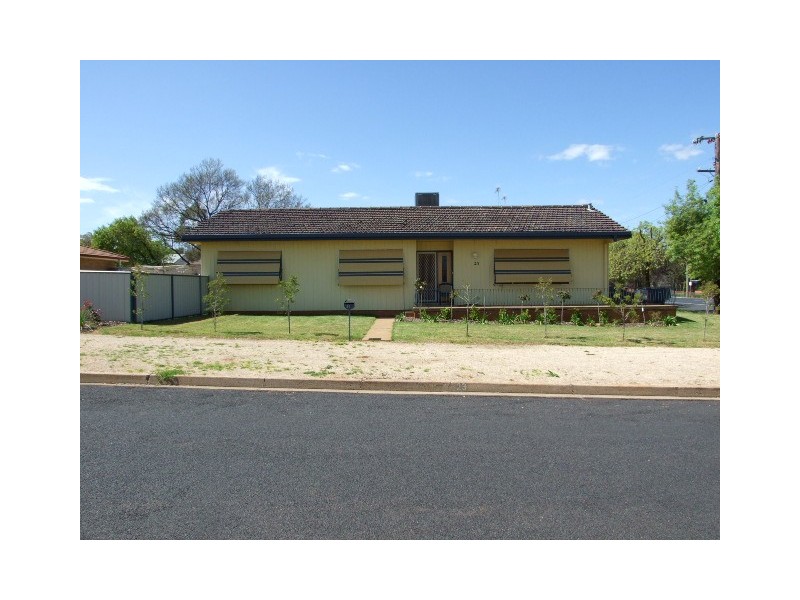23 Wattle Street, Parkes NSW 2870