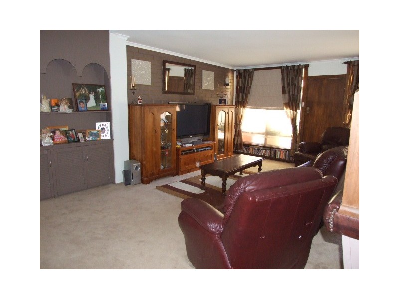 4 Captain Wilson Ave, Parkes NSW 2870