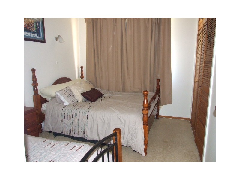 4 Captain Wilson Ave, Parkes NSW 2870