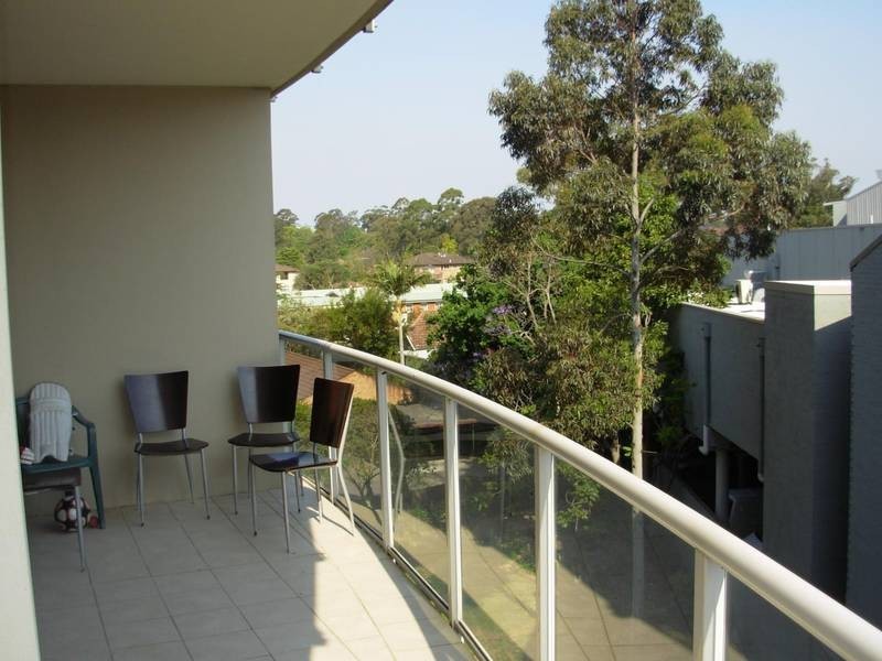 W306/2-10 Orara Street, Waitara NSW 2077