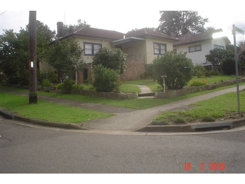 1 LOCKWOOD STREET, Asquith NSW 2077