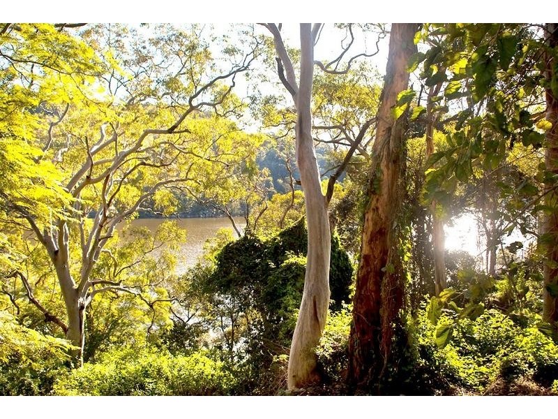 64 Point Road, Mooney Mooney NSW 2083