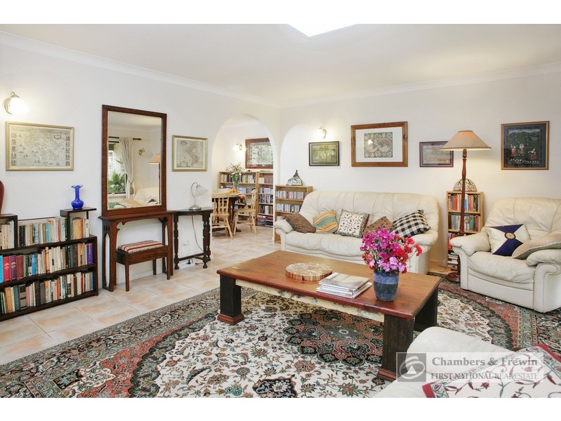 40 St Helens Avenue, Mount Kuring-gai NSW 2080