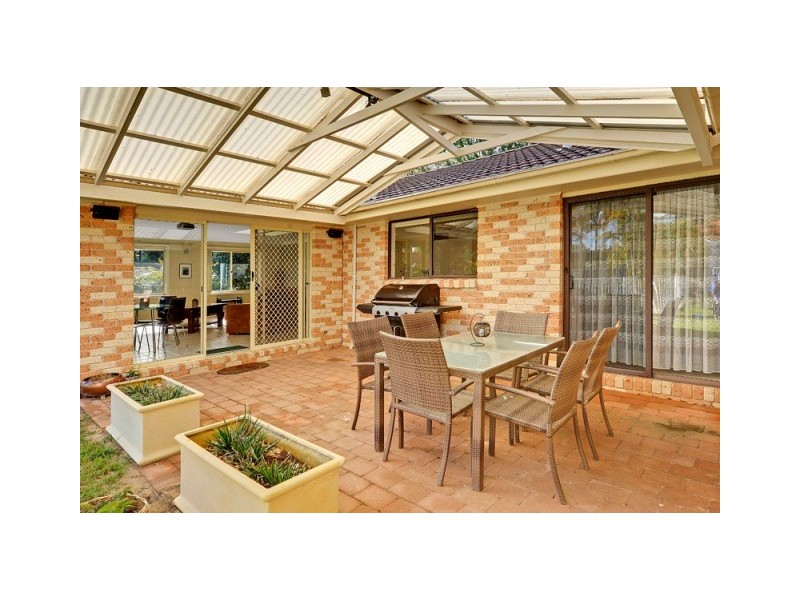 8 Red Cedar Drive, Mount Colah NSW 2079
