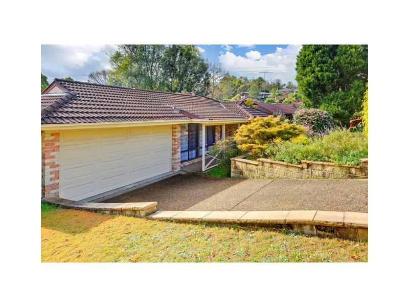 8 Red Cedar Drive, Mount Colah NSW 2079