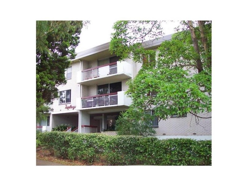 10/81-83 Florence Street, Hornsby NSW 2077