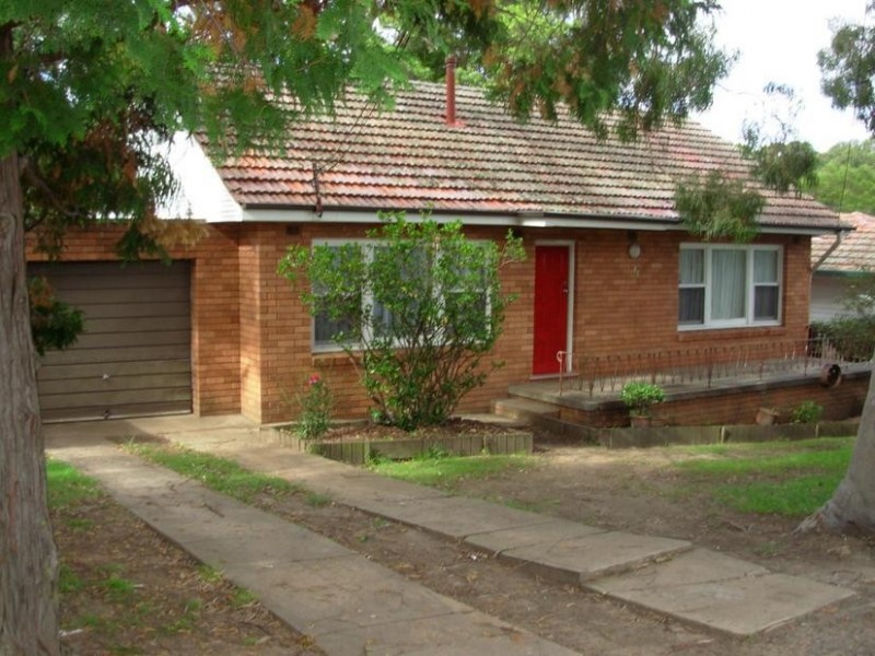 31 UNWIN ROAD, Hornsby NSW 2077