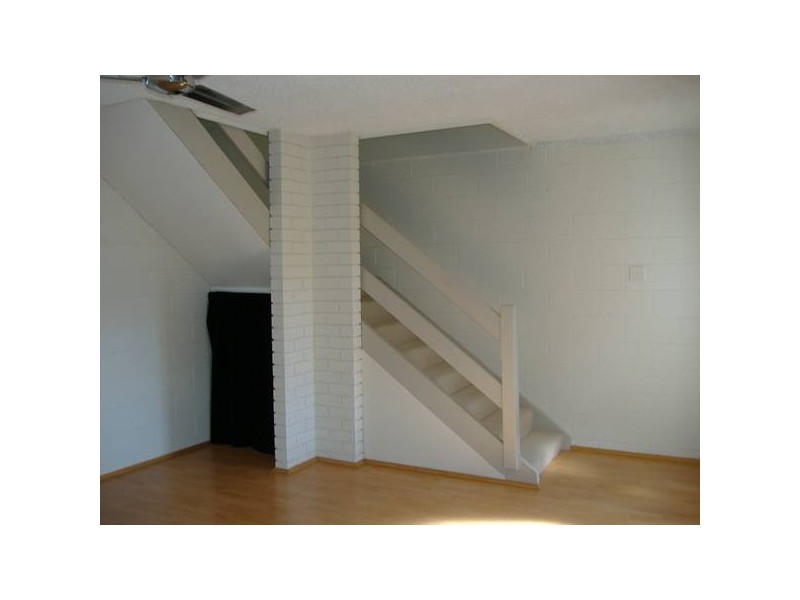 8/3 Soule St, Townsville QLD 4810