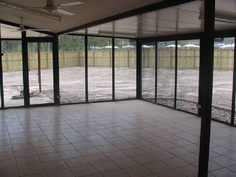 41 Corbett Street, Mount Louisa QLD 4814