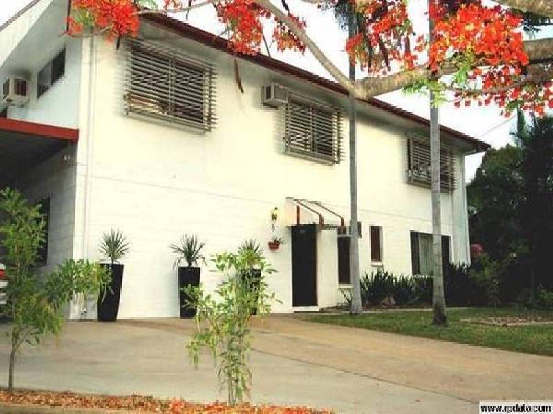 Mount Louisa QLD 4814