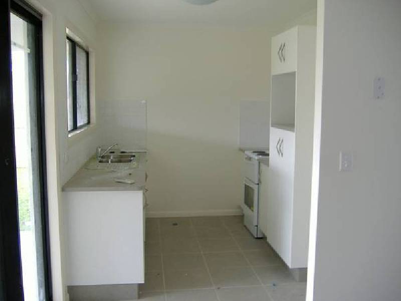 16 Simonsen Court, Kelso QLD 4815