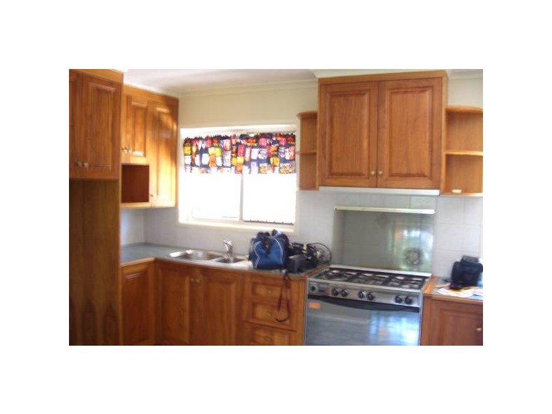 2 Blee Court, Cranbrook QLD 4814