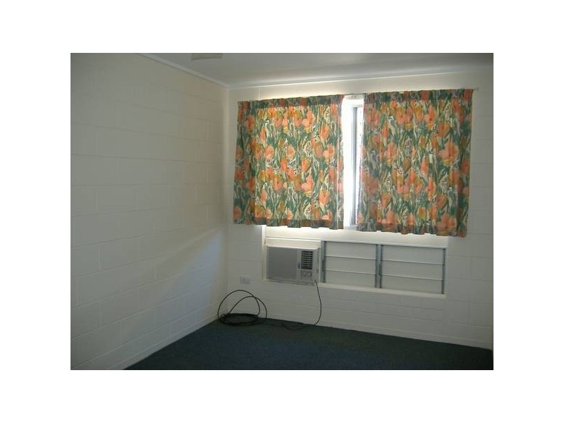 Marks St, Hermit Park QLD 4812