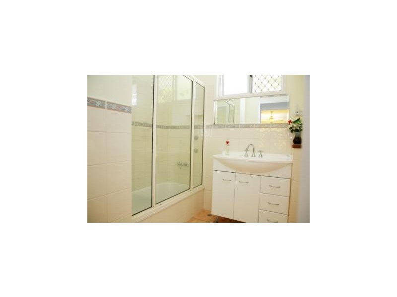 28 Badelona Street, Cranbrook QLD 4814