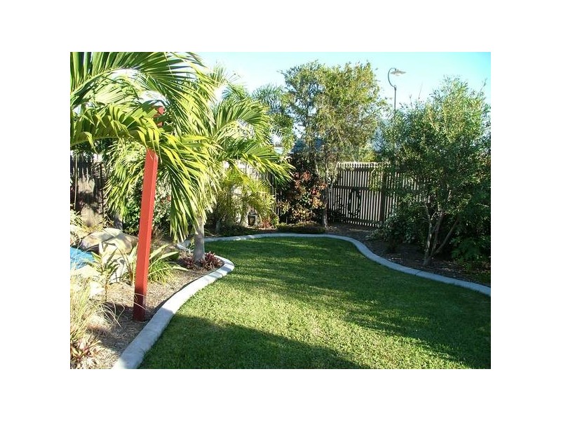 11 Mirada Court, Kirwan QLD 4817