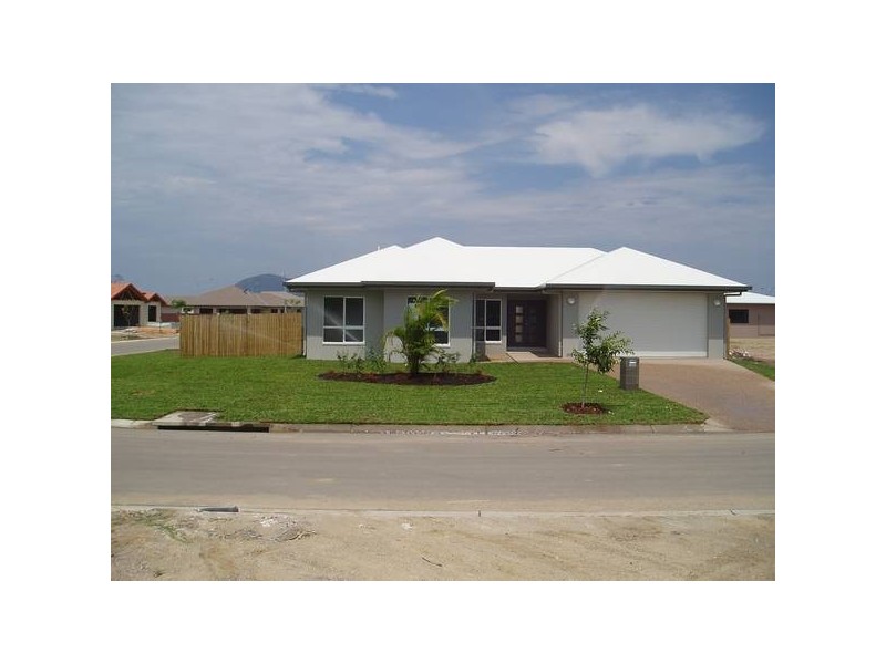 30 Logrunner Av. Kalynda Chase Must Sell Now All Offers Considered, Townsville QLD 4810