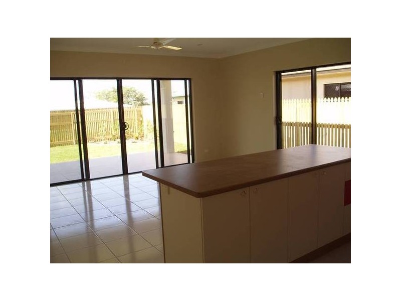 5 Parklands Drive, Mount Louisa QLD 4814