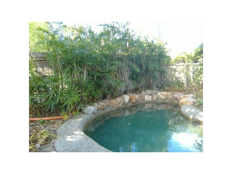 6 Lomax Street, Hermit Park QLD 4812