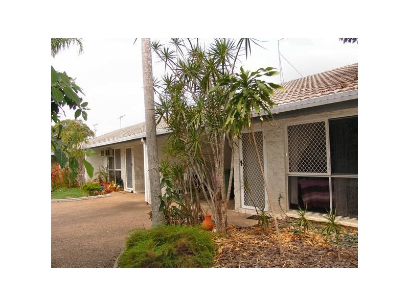 1-4/32 ACKERS STREET, Hermit Park QLD 4812