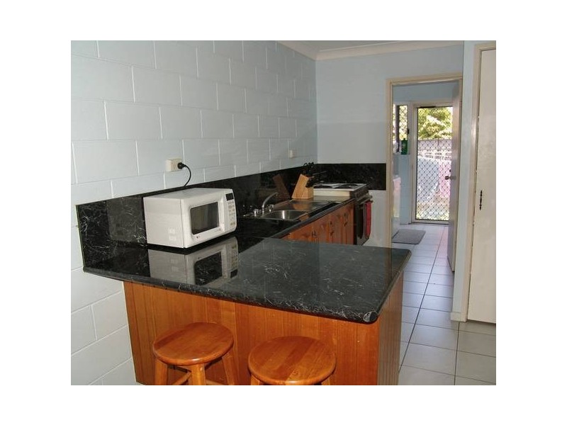 1-4/32 ACKERS STREET, Hermit Park QLD 4812