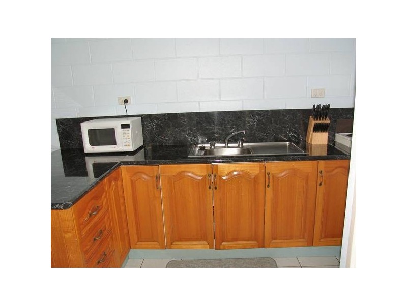 1-4/32 ACKERS STREET, Hermit Park QLD 4812