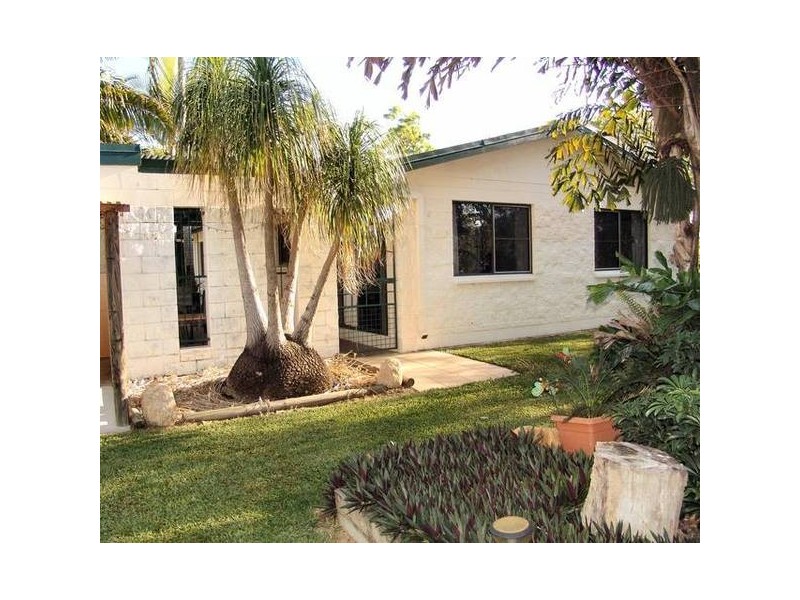 2 Lorne Court
TOOLAKEA BEACH, Bluewater QLD 4818