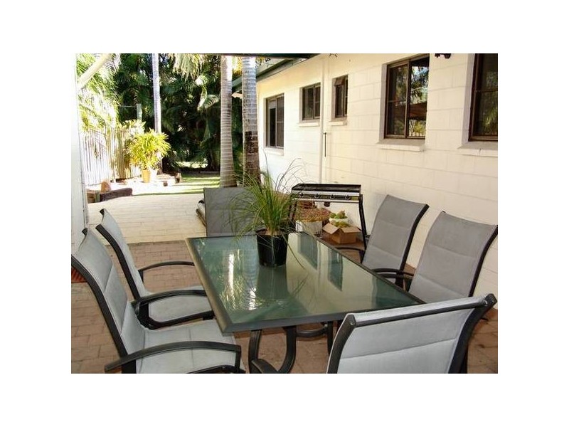 2 Lorne Court
TOOLAKEA BEACH, Bluewater QLD 4818